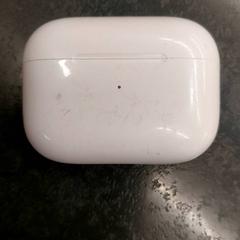 무선 이어폰, iLost를 사용하여 Rotterdam The Hague Airport에 보고됨