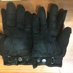 Handschoenen, as reported by Pathé Rembrandt Utrecht using iLost