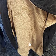 Jaqueta Zwart, segons ha informat Connexxion Noord Holland Noord Hoorn mitjançant iLost