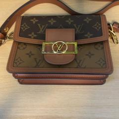 Handtas, segundo informou Keukenhof usando iLost