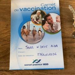 Llibre de registre de vacunacions vacc, segons ha informat MEININGER Hotel Marseille Centre la Joliette mitjançant iLost