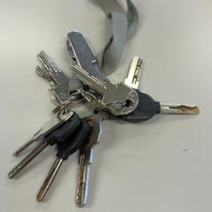 Kulcsok sleutels, amint azt Regio Antwerpen - Brussel az iLost segítségével jelentette.