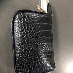 حقيبة مكياج، كما تم الإبلاغ عنه بواسطة Breng Nijmegen عبر iLost