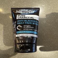 L’Oreal Men Expert face scrub an iLost gemeldet