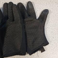 Clothing - Handschoenen, as reported by Centraal magazijn using iLost