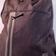 İLost kullanarak Centraal magazijn tarafından bildirildiği gibi Sırt çantası - Zwart