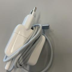 Charger, as reported by Heidelberglaan 15 using iLost