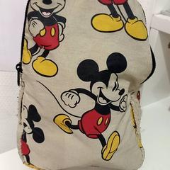 Poltsa, gisa salatu by allGo Almere iLost erabiliz