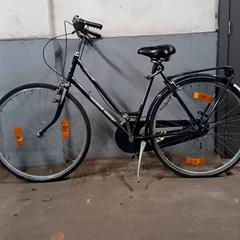 Női kerékpár Gouden leeuw Blauw, amint azt Fietsdepot Hasselt az iLost segítségével jelentette.
