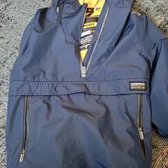 Svetr jas sweater, jak nahlášeno Connexxion Haarlem IJmond pomocí iLost
