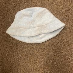 Hoedje Blauw kind, segons ha informat Burgers' Zoo mitjançant iLost