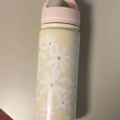 ウォーターボトル がiLostで Pathé Schiedam によって報告されました