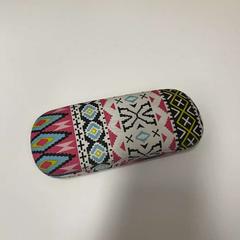 Glasses case with glasses, as reported by IKEA Praha – Černý Most using iLost