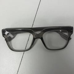 Brille Grijs doorzichtig, gemeldet von Pathé Ypenburg über iLost