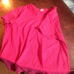 Roze shirt, ha sido reportado por De Heeren van Aemstel con iLost