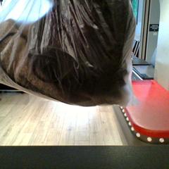 Towel shirt cable brown black, rapporterat av MEININGER Hotel Roma Termini med iLost