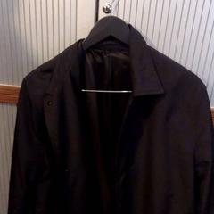 Veste, a été signalé par Leonardo Royal Hotel Amsterdam utilisant iLost