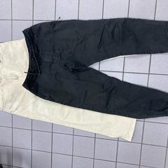 Džíny Black and Cream, jak nahlášeno Ramada by Wyndham Amsterdam Airport Schiphol pomocí iLost