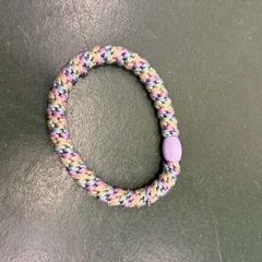 Haarelastiek, som rapportert av Universiteitsbibliotheek Universiteitskwartier ved bruk av iLost