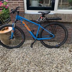 Blauwe Cube Mountainbike, segundo informou a iLost