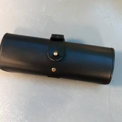 Puzdro na okuliare, ako bolo nahlásené Diergaarde Blijdorp pomocou iLost