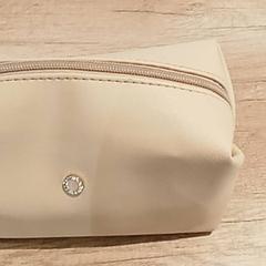 حقائب حمل وحقائب اليد Wc-tas، كما تم الإبلاغ عنه بواسطة Regio Antwerpen - Brussel عبر iLost