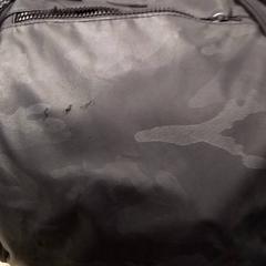 Batoh Zwart, jak nahlášeno Qbuzz Fryslân pomocí iLost