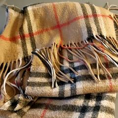 Oblečenie - Sjaal, ako bolo nahlásené Regio Oost-Vlaanderen pomocou iLost