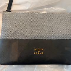 Toilettas, a été signalé par Van der Valk Hotel Gorinchem utilisant iLost