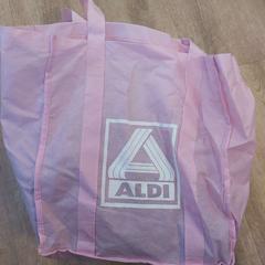 Táska, amint azt EBS OV Poeldijk az iLost segítségével jelentette.