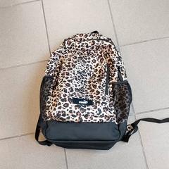 Mochila, segundo informou Regio Antwerpen - Brussel usando iLost