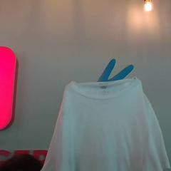 Camicia white, come riportato da MEININGER Hotel Milano Lambrate utilizzando iLost