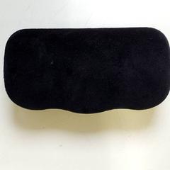 Brilleetui, som rapportert av Regio Antwerpen - Brussel ved bruk av iLost