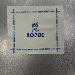 メガネ拭き, como reportado por IKEA Tokyo-Bay utilizando o iLost