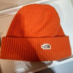 Klobúk & Beanie, ako bolo nahlásené IKEA Paris - Italie Deux pomocou iLost