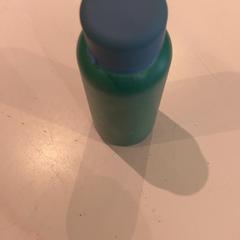 Small bottle Groen, as reported by Pathé Rembrandt Utrecht using iLost