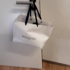 Poltsa, gisa salatu by Qbuzz ZHN iLost erabiliz