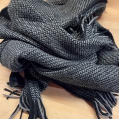 Écharpe, a été signalé par Pathé Utrecht Leidsche Rijn utilisant iLost