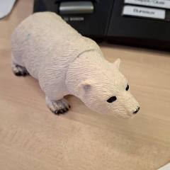 장난감 Ours, iLost를 사용하여 IKEA Metz에 보고됨