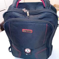 バックパック がiLostで Regio Antwerpen - Brussel によって報告されました