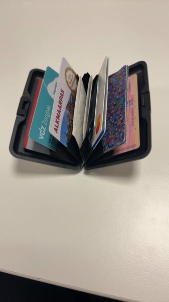 Cardholder E.M. van Zanten