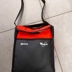 Taška - koeltas, jak nahlášeno Regio Oost-Vlaanderen pomocí iLost