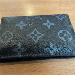 Pasjehouder Mohamed amine がiLostで Gemeente Amsterdam - Bureau Gevonden Voorwerpen によって報告されました