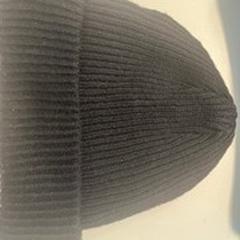 Kleding - Muts, como reportado por Centraal magazijn utilizando o iLost