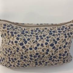 Toilet bag, as reported by Arriva Limburg Noord using iLost