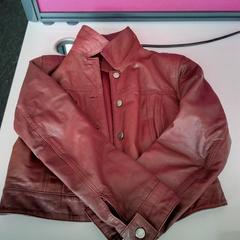 Chaqueta de bombardero, ha sido reportado por Twisto con iLost