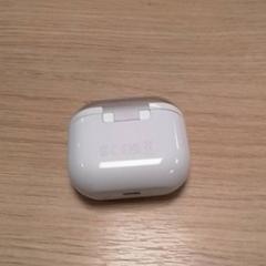 이어버드 홀더 Wit, iLost를 사용하여 Qbuzz Fryslân에 보고됨