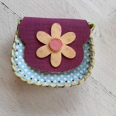 Kinderhandtasje, ako bolo nahlásené DierenPark Amersfoort pomocou iLost