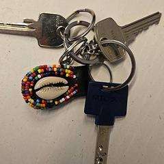 Chave, como reportado por Awakenings Upclose utilizando o iLost