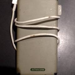 İLost kullanarak TivoliVredenburg tarafından bildirildiği gibi Taşınabilir şarj aleti Grijs